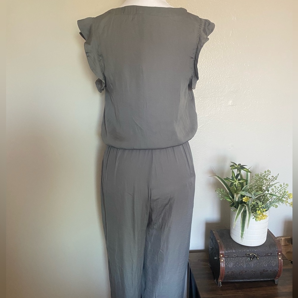 Mustard Seed Light Gray Ruffle Jumpsuit‎ - Picture 8 of 16